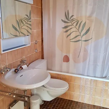 Roc D'orsay D36 公寓 *